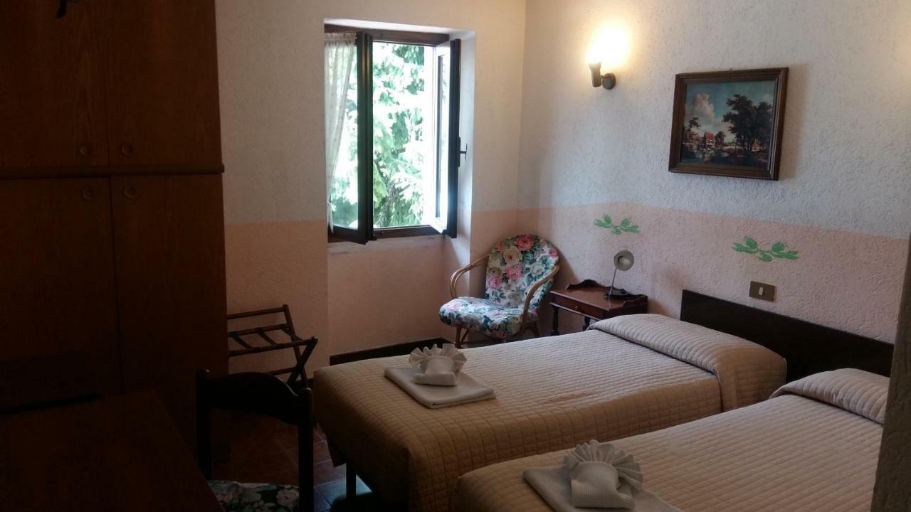 Hotel Rondanino Lanzo D'intelvi Ngoại thất bức ảnh
